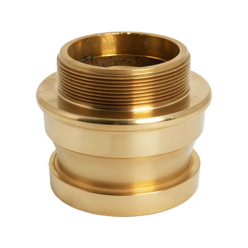 How should the threaded connection of a fire hydrant connector be designed with an anti-loosening mechanism to adapt to vibration environments?